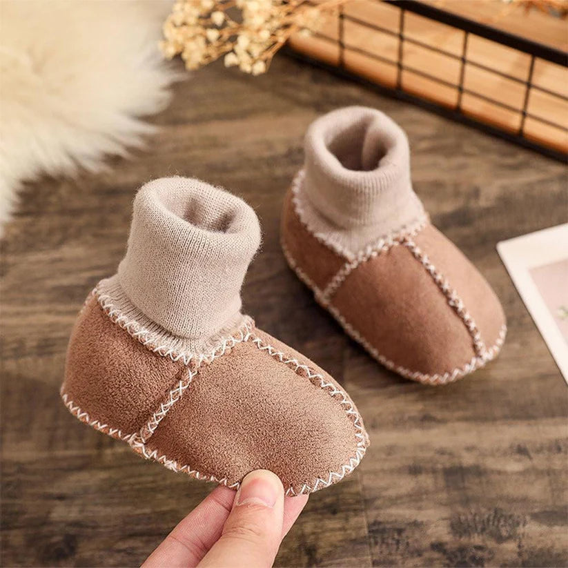 Chaussons Hiver Bébé Fourrés en Imitation Daim