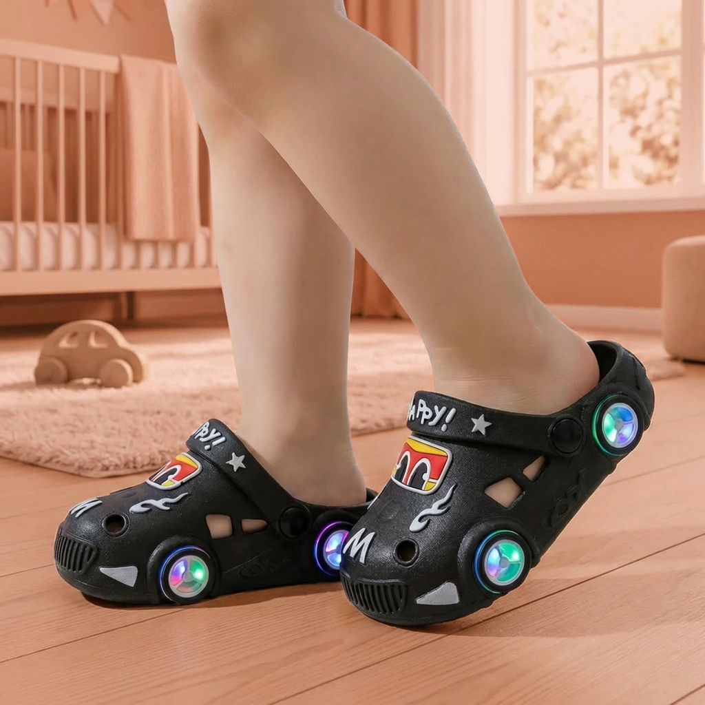 Claquettes enfant lumineuses avec motif voiture – sandales de bain avec semelle antidérapante